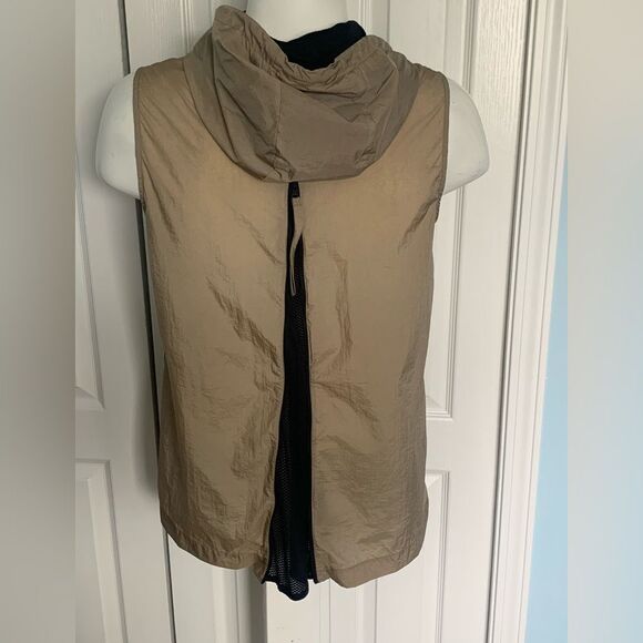 Nike Tan Sleeveless Hoodie - Picture 6 of 8